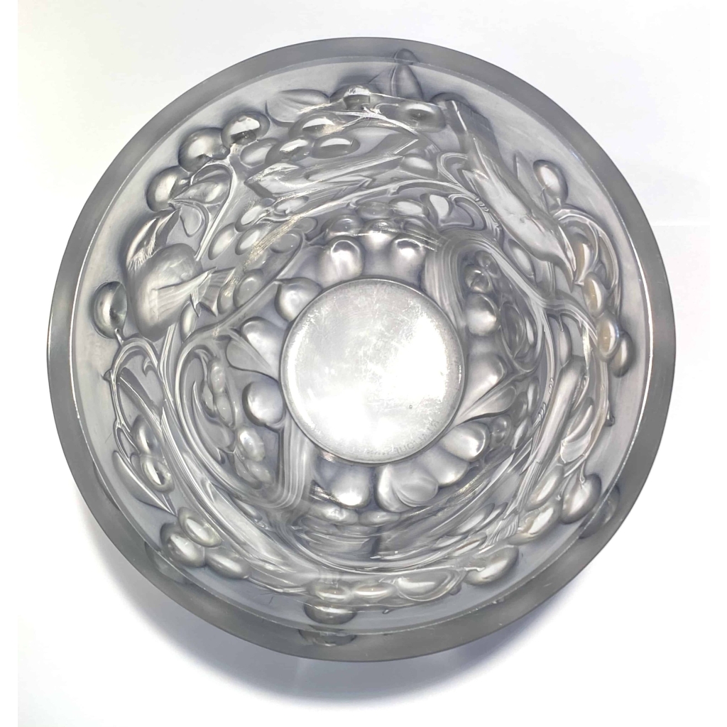 Vase « Avallon » verre blanc patiné bleu de René LALIQUE