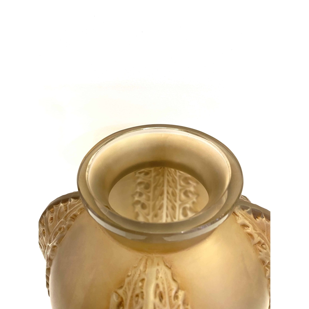 Vase "Chardons" verre blanc patiné sépia de René LALIQUE