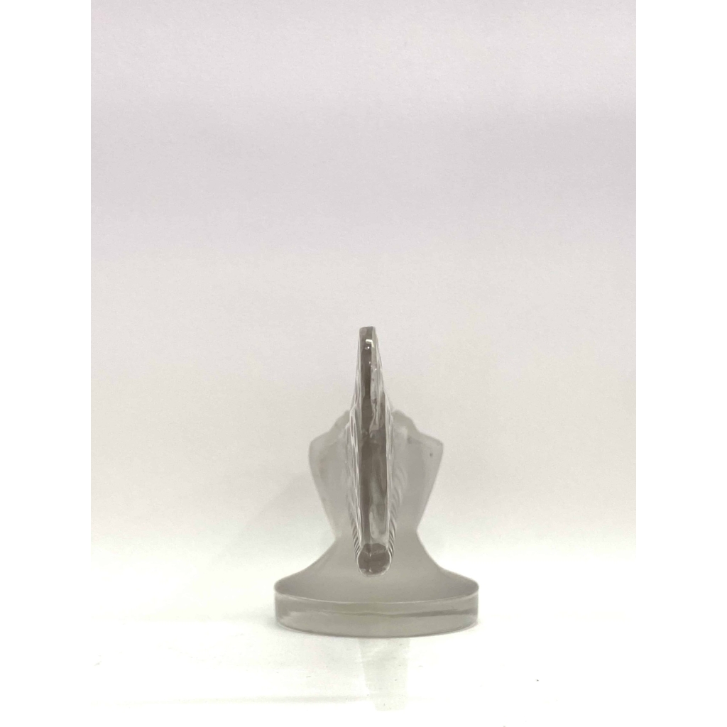 Mascotte « Petite Libellule » verre blanc de René LALIQUE