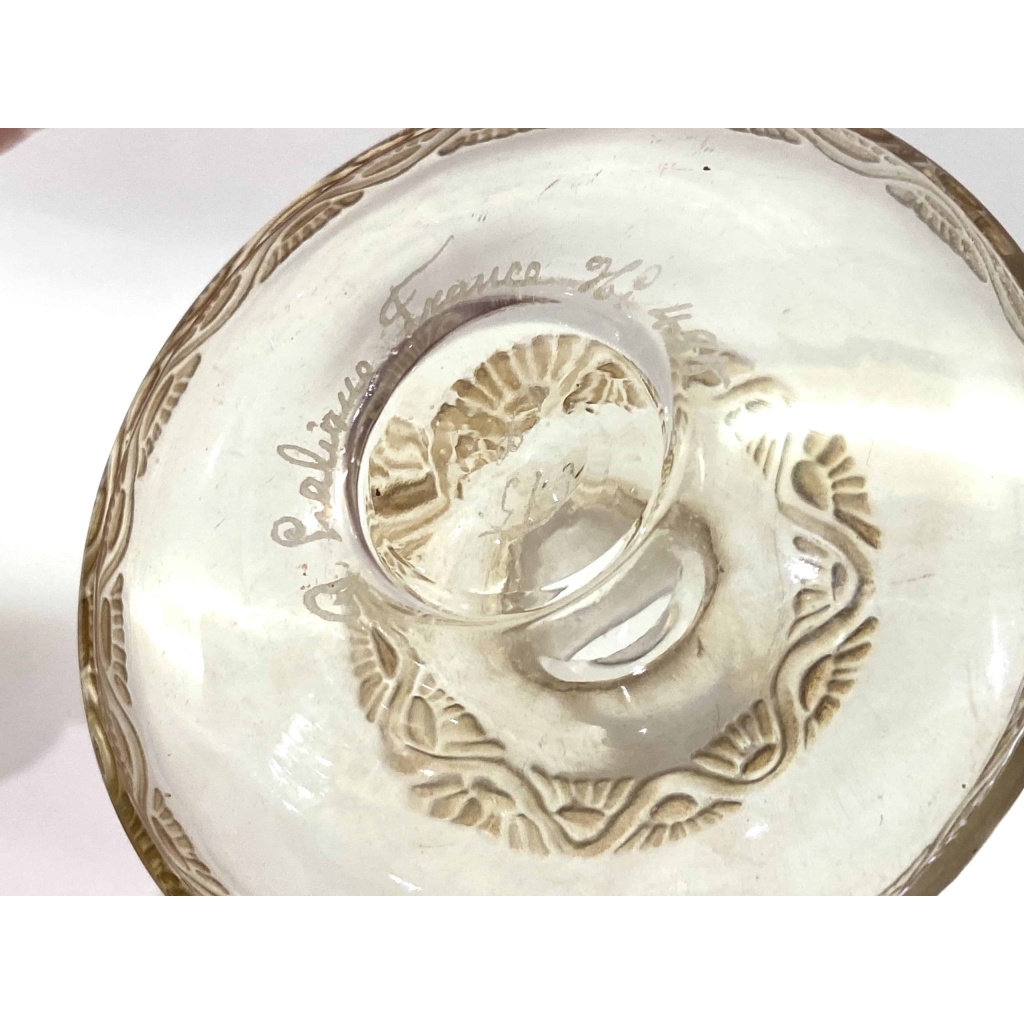 Flacon « Lentilles » verre blanc patiné sépia de René LALIQUE | Biron Flacon "Lentilles" verre blanc patiné sépia de René LALIQUE