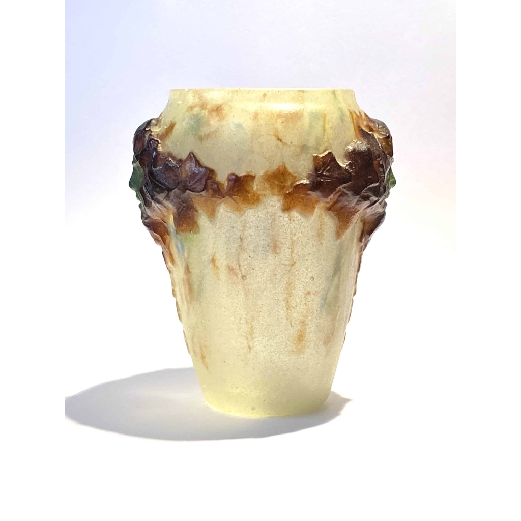 Vase "Masques" pâte de verre jaune, verte et ocre de Gabriel ARGY-ROUSSEAU
