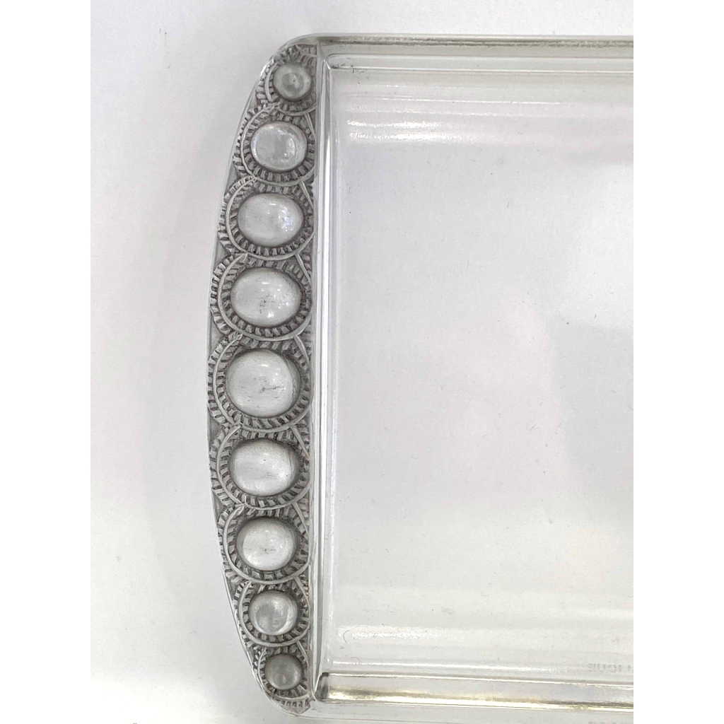 Service Lunch « Ermitage » verre blanc patiné gris de René LALIQUE | Biron Service Lunch « Ermitage » verre blanc patiné gris de René LALIQUE