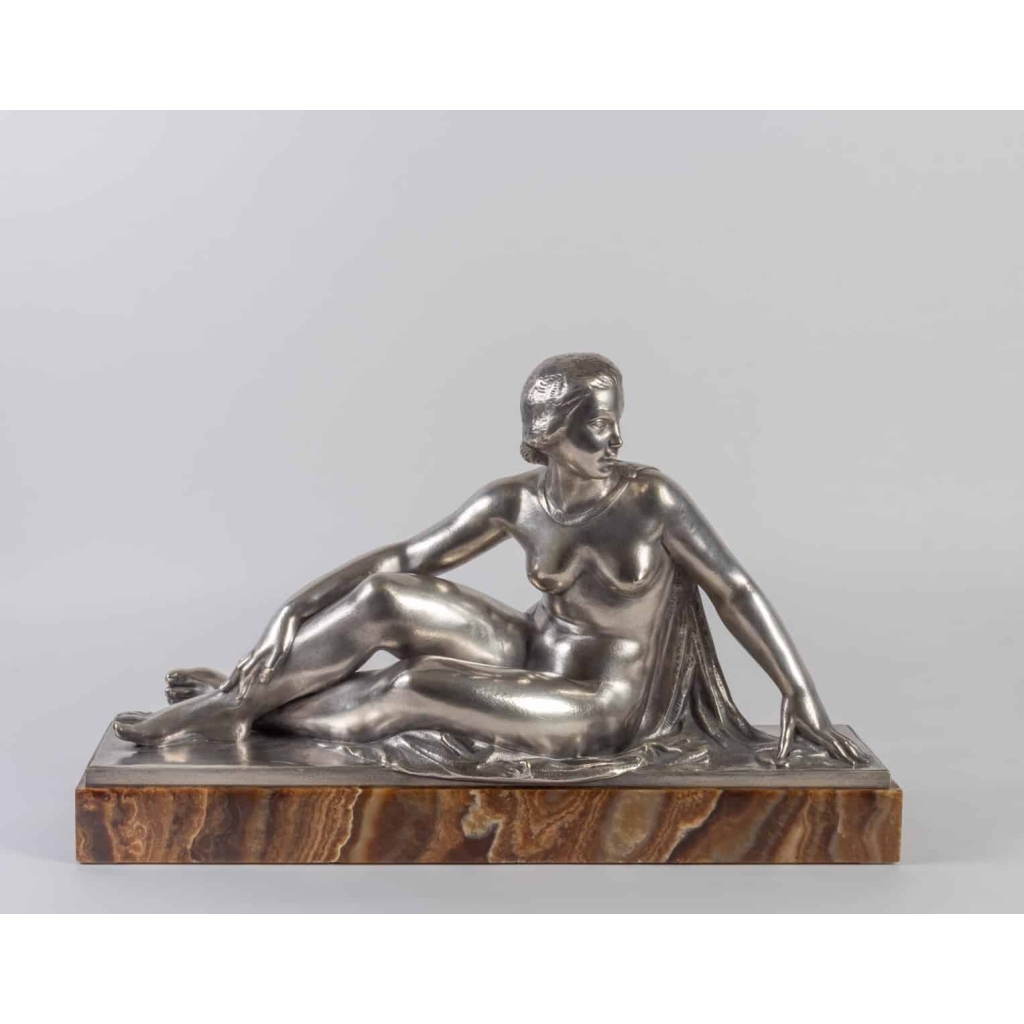Sculpture en bronze argenté de Auguste Guénot | Biron |||||