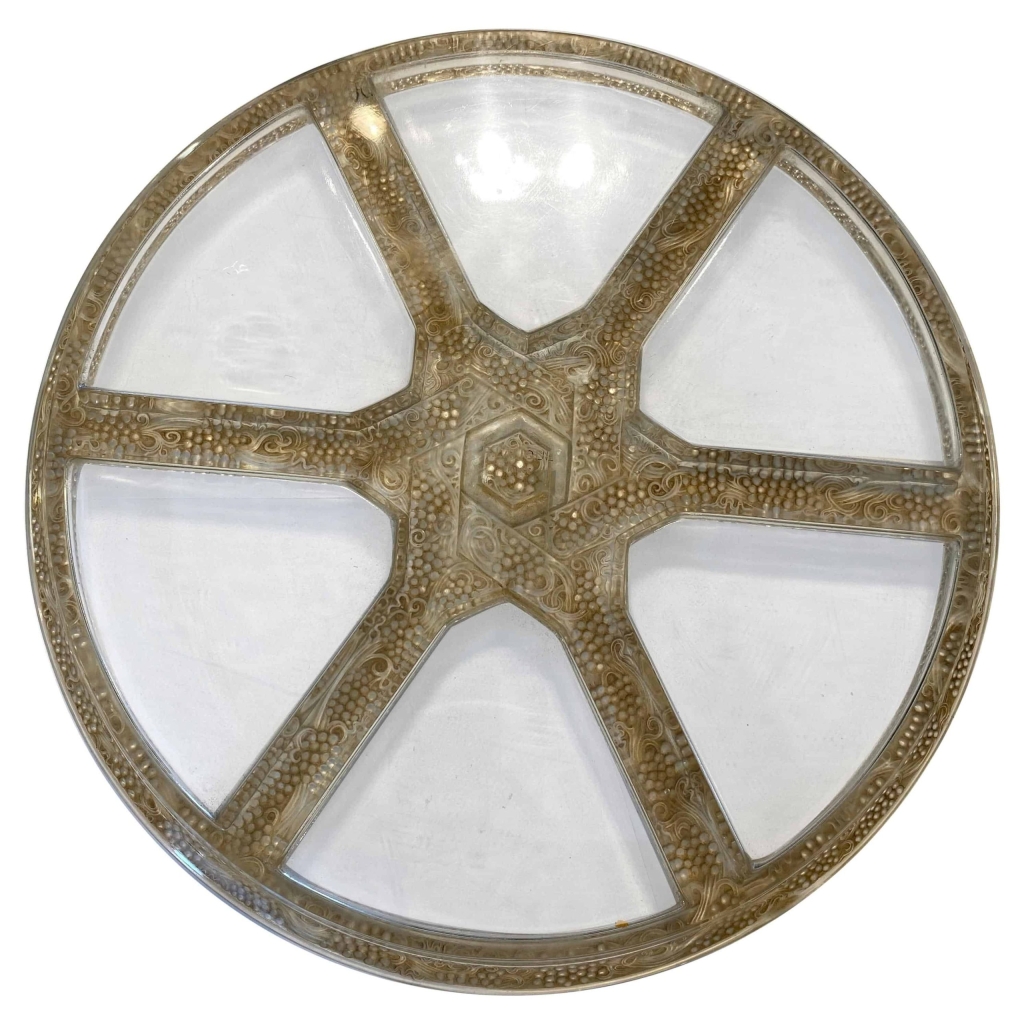 René Lalique : Plat « Ricquewihr » | Biron ||||||