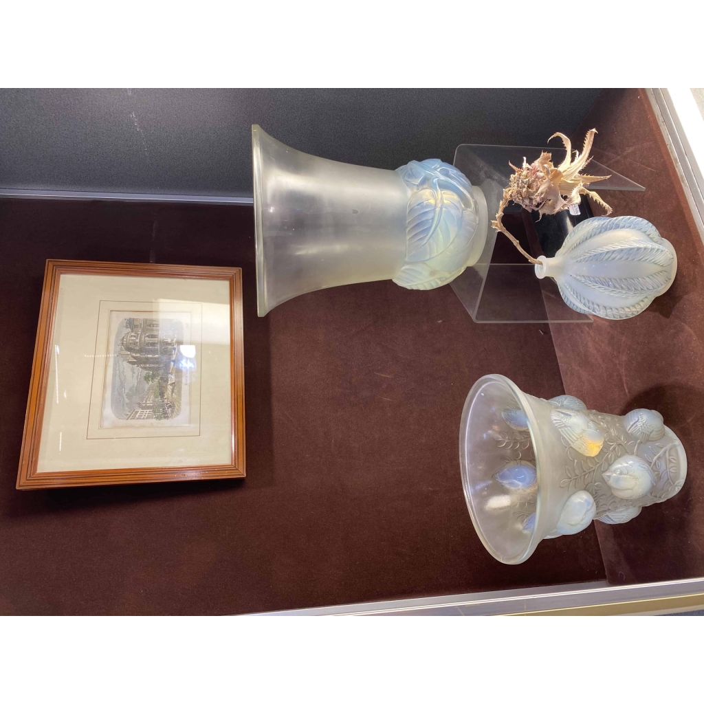 Rene Lalique vase Malines Opalescent | Biron Rene Lalique vase Malines Opalescent