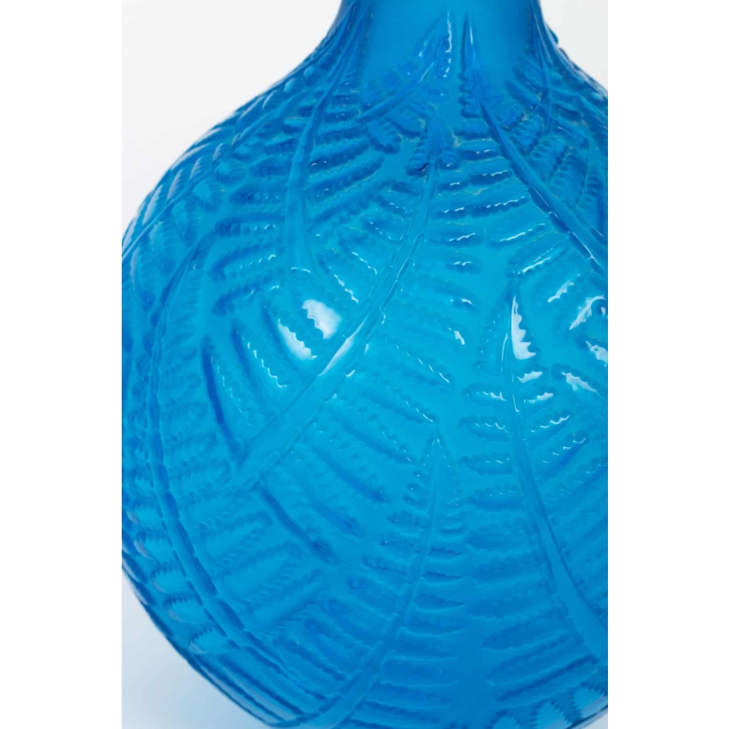 Vase « Espalion » verre bleu électrique de René LALIQUE