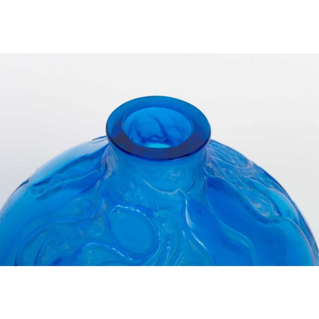 Vase « Courges » verre bleu électrique de René LALIQUE