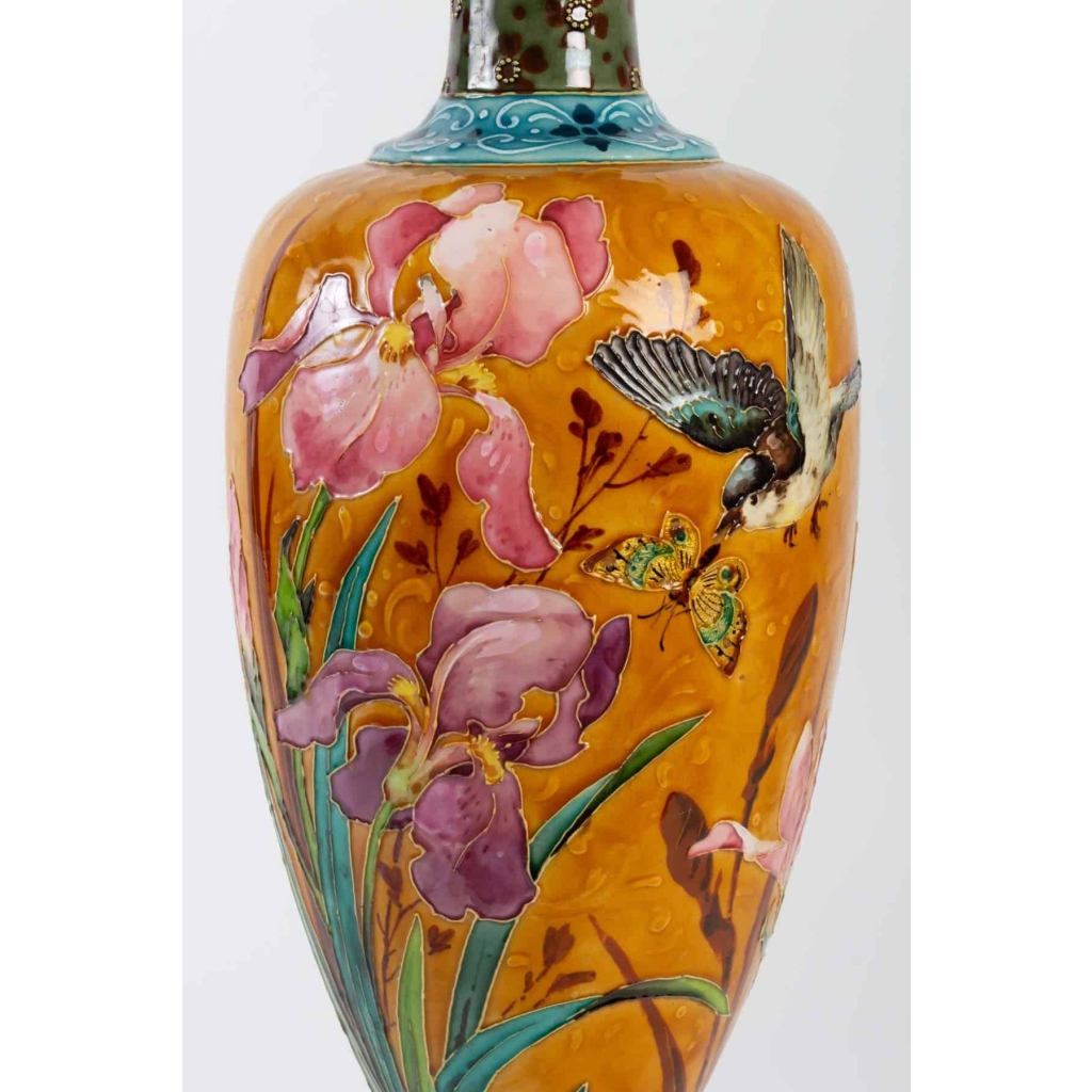 Grand Vase Art Nouveau :aux Iris et Oiseaux (1880) | Biron Grand Vase Art Nouveau :aux Iris et Oiseaux (1880)