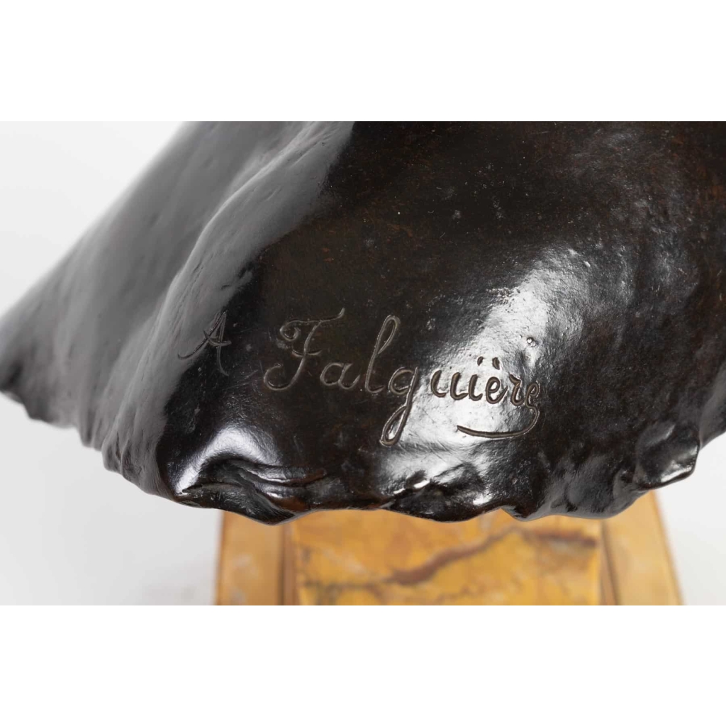 Bronze buste de Diane signé Falguière fondeurs Thiebault Frères | Biron Bronze buste de Diane signé Falguière fondeurs Thiebault Frères