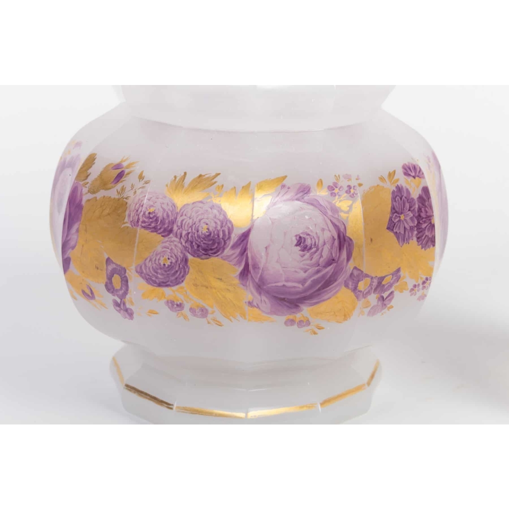 Aiguière en opaline et son verre 19e siècle