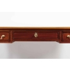 Bureau plat de style Louis XVI | Biron Bureau plat de style Louis XVI