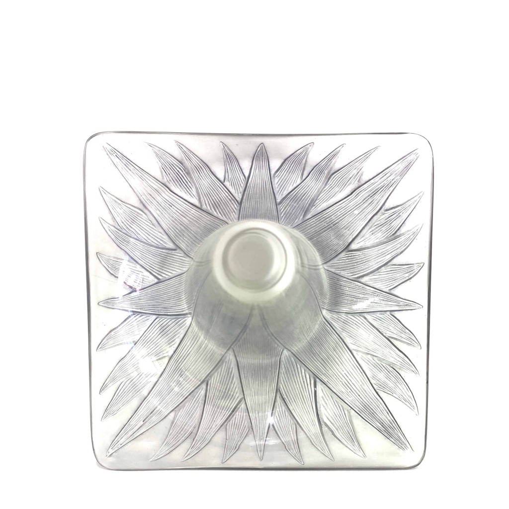 Vase « Lotus » verre blanc patiné bleu de René LALIQUE | Biron Vase "Lotus" verre blanc patiné bleu de René LALIQUE