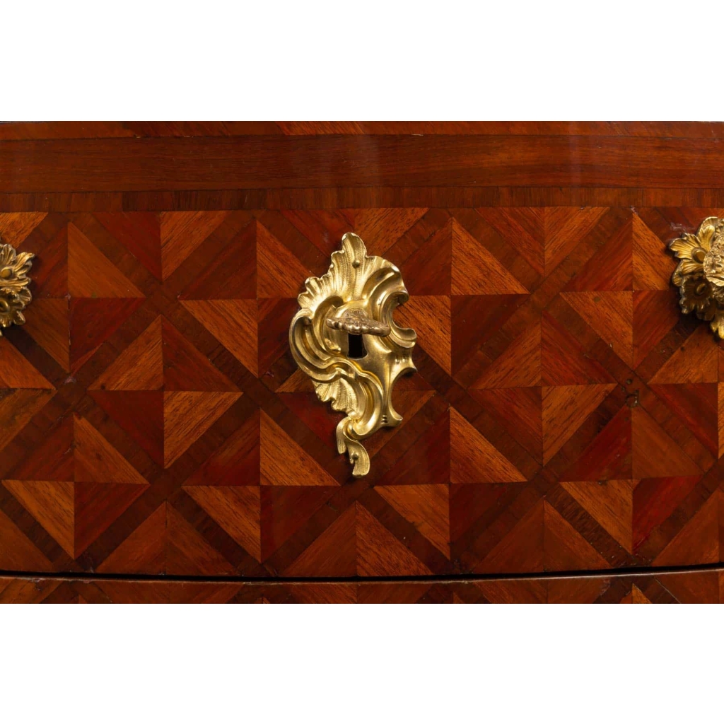 Commode 18e siècle en marqueterie estampillée DOIRAT | Biron Commode 18e siècle en marqueterie estampillée DOIRAT