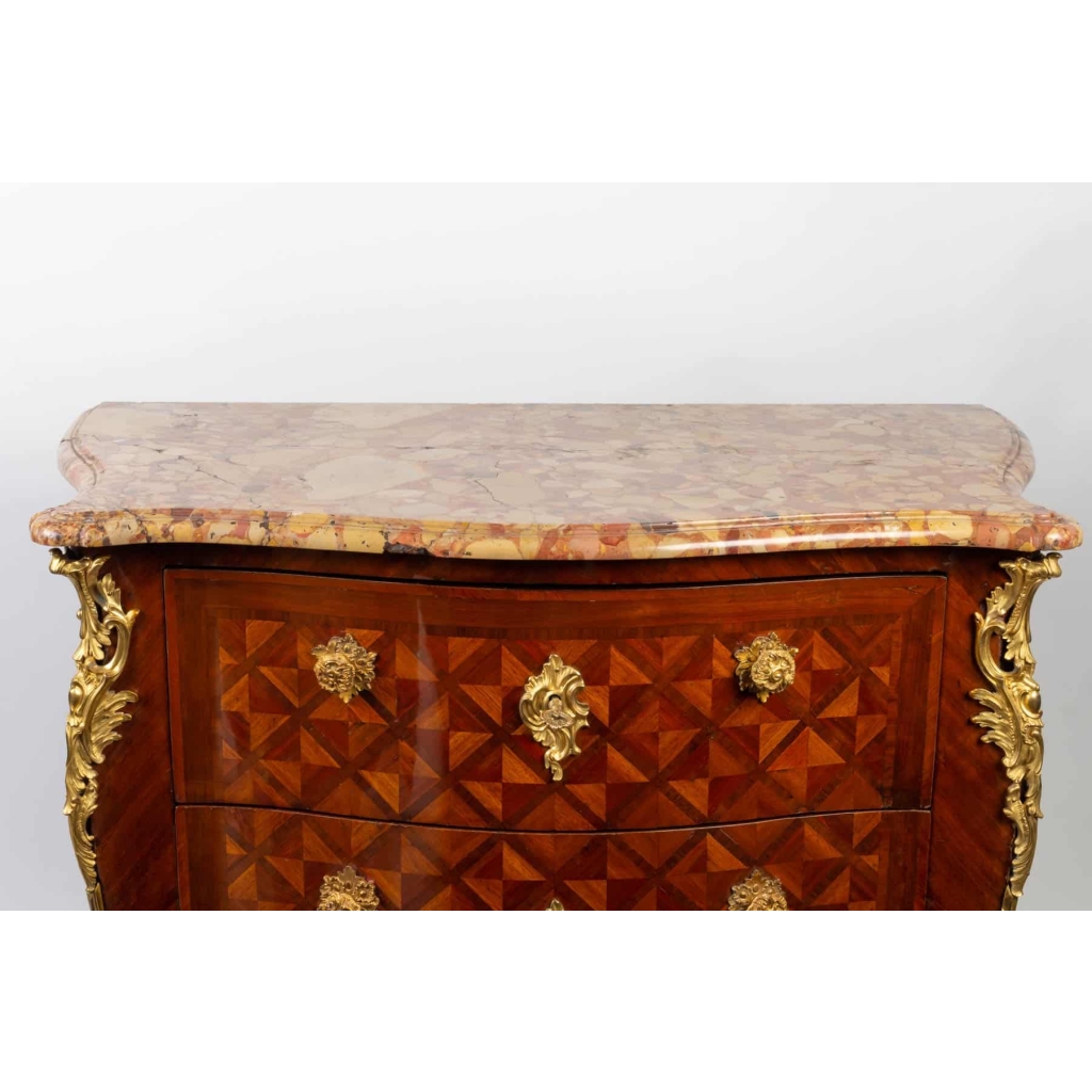 Commode 18e siècle en marqueterie estampillée DOIRAT | Biron Commode 18e siècle en marqueterie estampillée DOIRAT