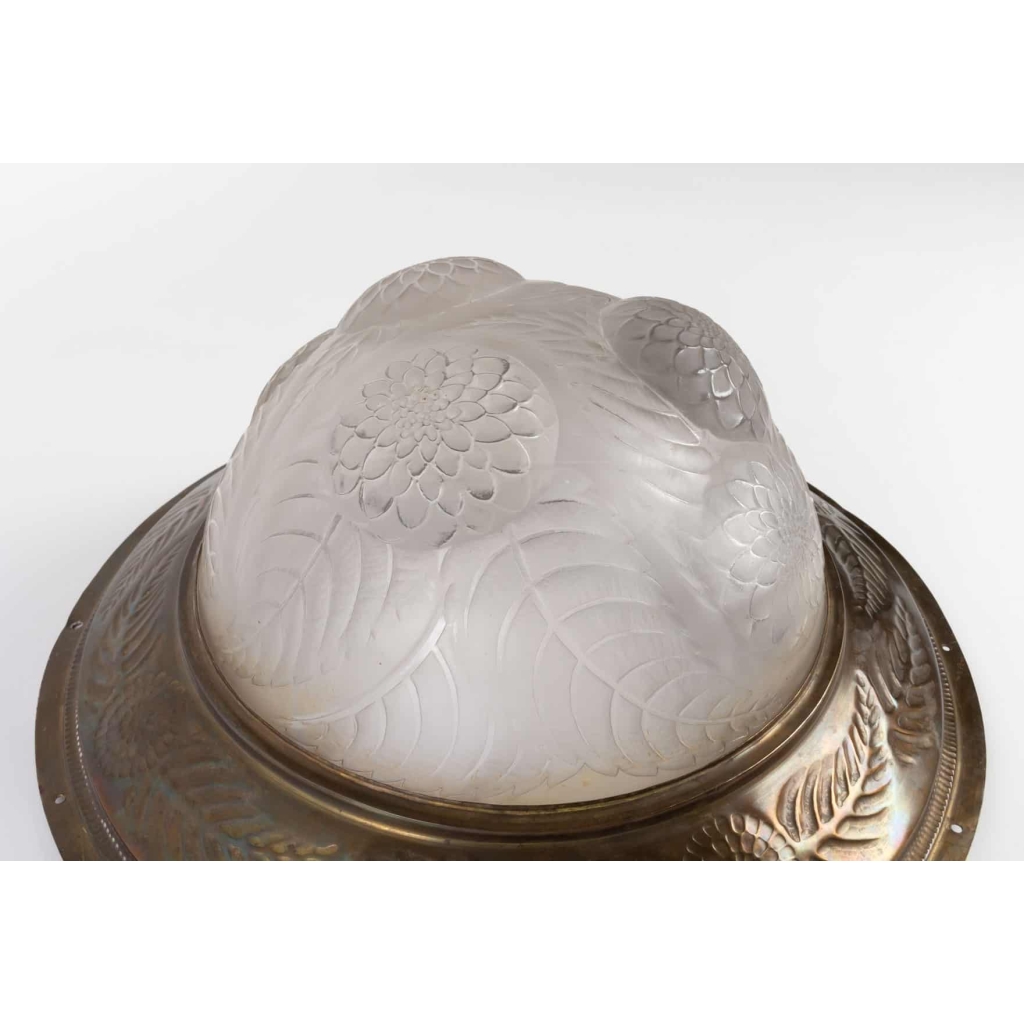 Suspension Plafonnier « Dahlias » verre blanc de René LALIQUE | Biron Suspension Plafonnier « Dahlias » verre blanc de René LALIQUE