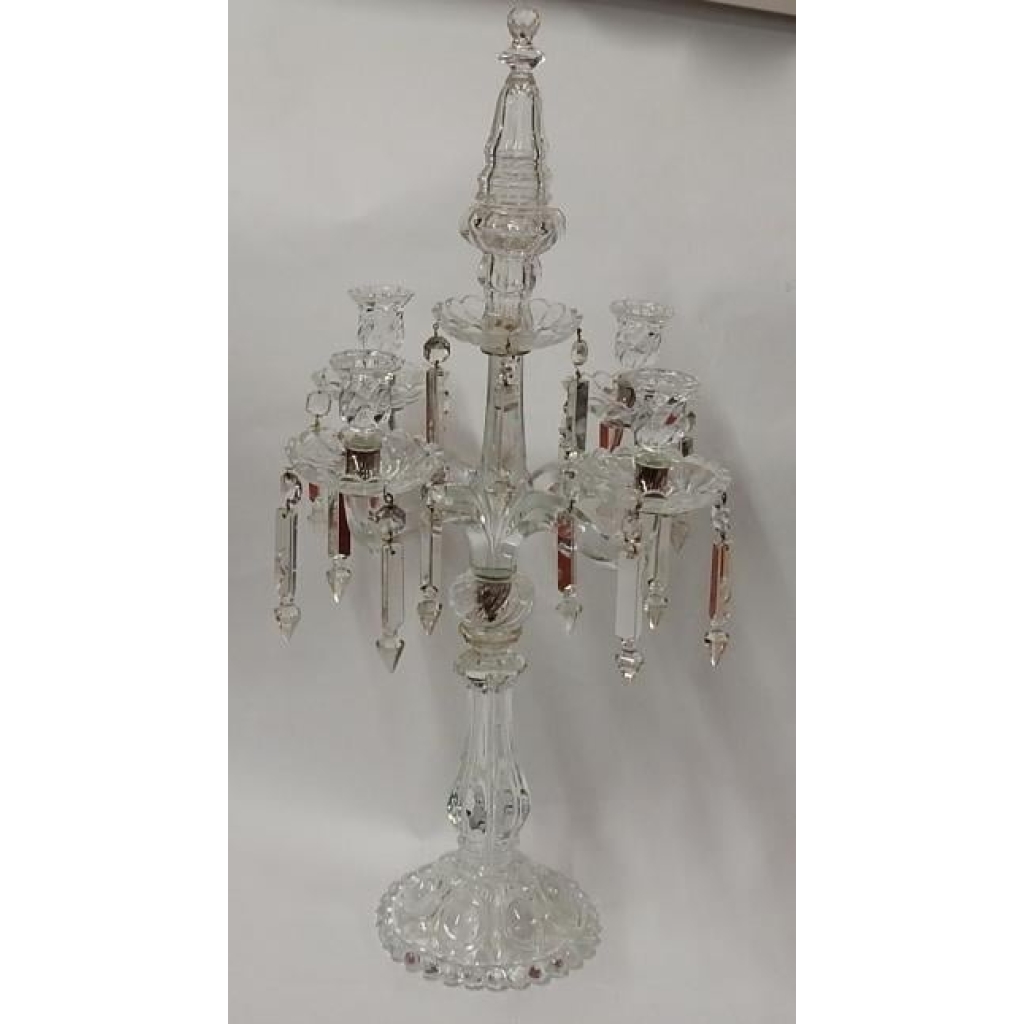 1950′ Chandelier Baccarat Avec 4 Branches Socle Perlé Modéle Bambou Ou Tors Non Signé | Biron |||||||