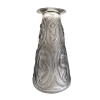 Vase « Camées » verre blanc patiné gris de René LALIQUE | Biron Vase "Camées" verre blanc patiné gris de René LALIQUE