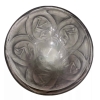 Vase « Camées » verre blanc patiné gris de René LALIQUE | Biron Vase "Camées" verre blanc patiné gris de René LALIQUE