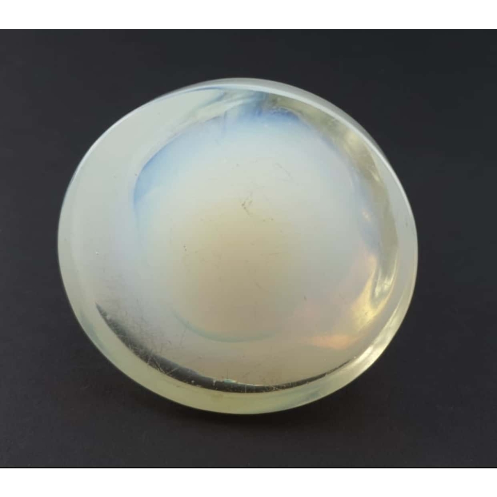 Mascotte « Tête d’Epervier » verre opalescent de René LALIQUE | Biron Mascotte "Tête d'Epervier" verre opalescent de René LALIQUE