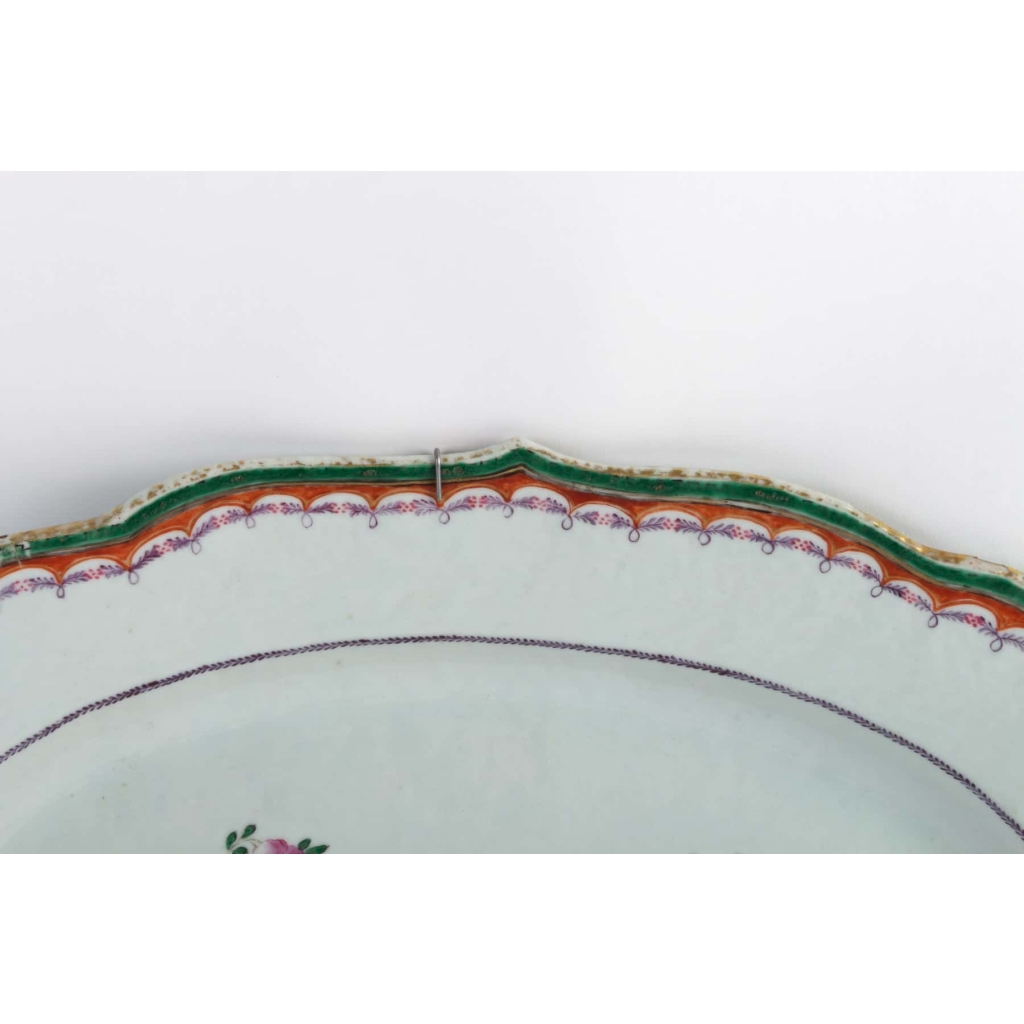 Plat en porcelaine de la Compagnie des Indes 18e siècle | Biron Plat en porcelaine de la Compagnie des Indes 18e siècle