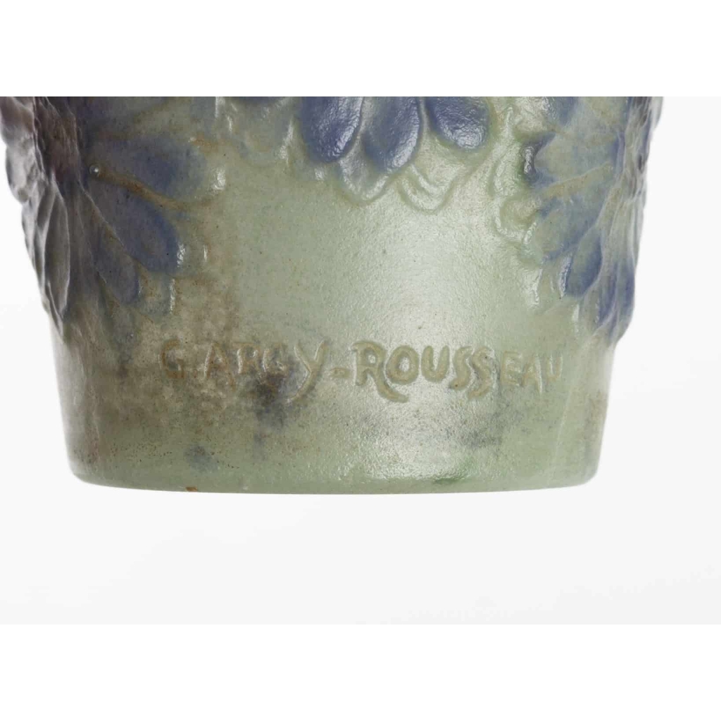Vase « Soucis » pâte de verre verte, violette et bleue de Gabriel ARGY-ROUSSEAU | Biron Vase « Soucis » pâte de verre verte, violette et bleue de Gabriel ARGY-ROUSSEAU