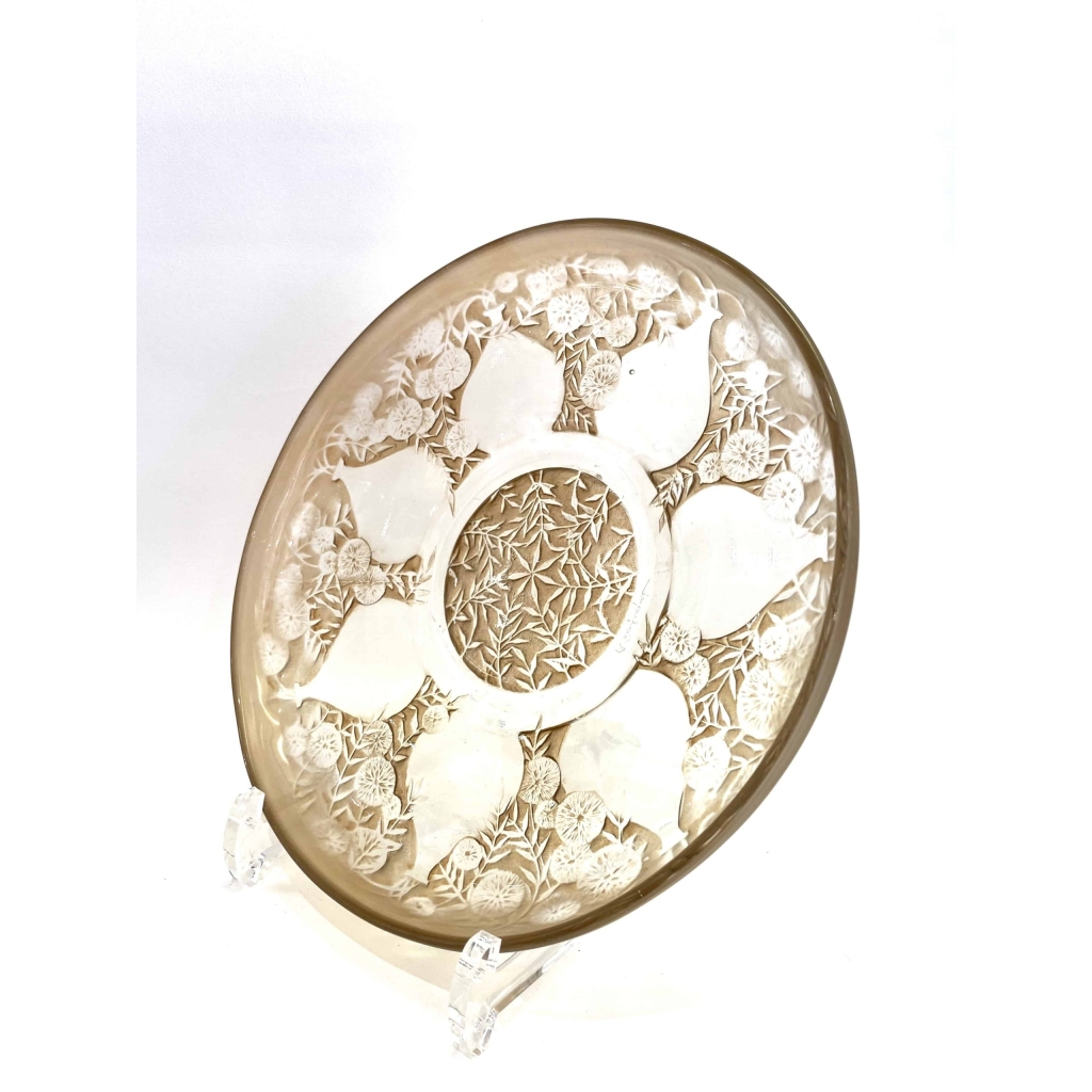 Suite de Cinq 5 Assiettes "Vases" verre blanc patiné sépia de René LALIQUE