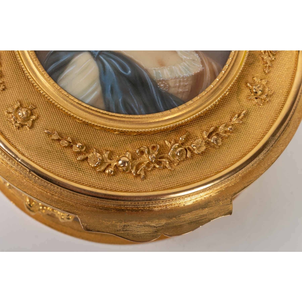 Coffret cristal et bronze, peinture sur ivoire, 19e siècle Napoléon III | Biron Coffret cristal et bronze, peinture sur ivoire, 19e siècle Napoléon III