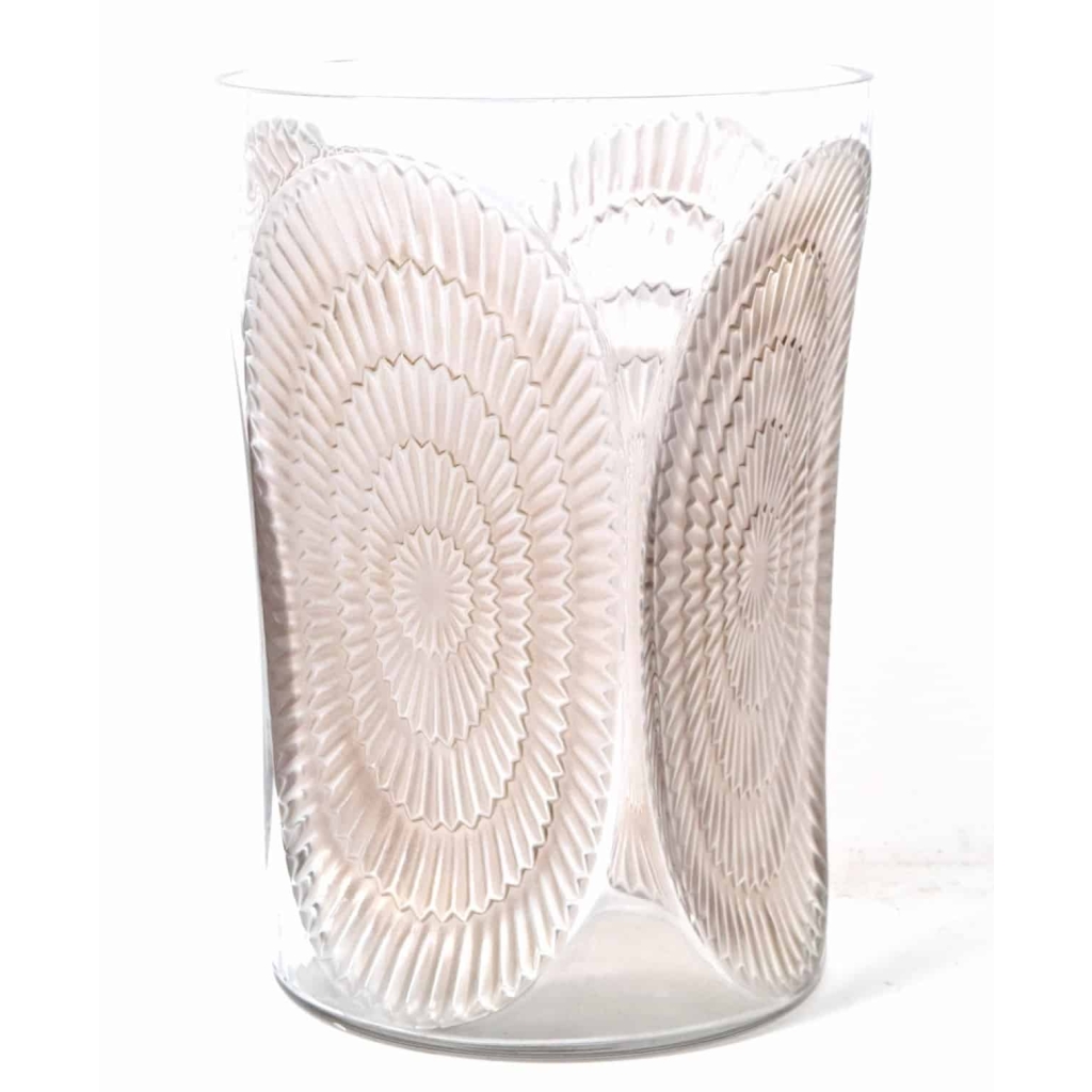 Vase « Los Angeles » verre blanc patiné sépia de René LALIQUE | Biron Vase "Los Angeles" verre blanc patiné sépia de René LALIQUE