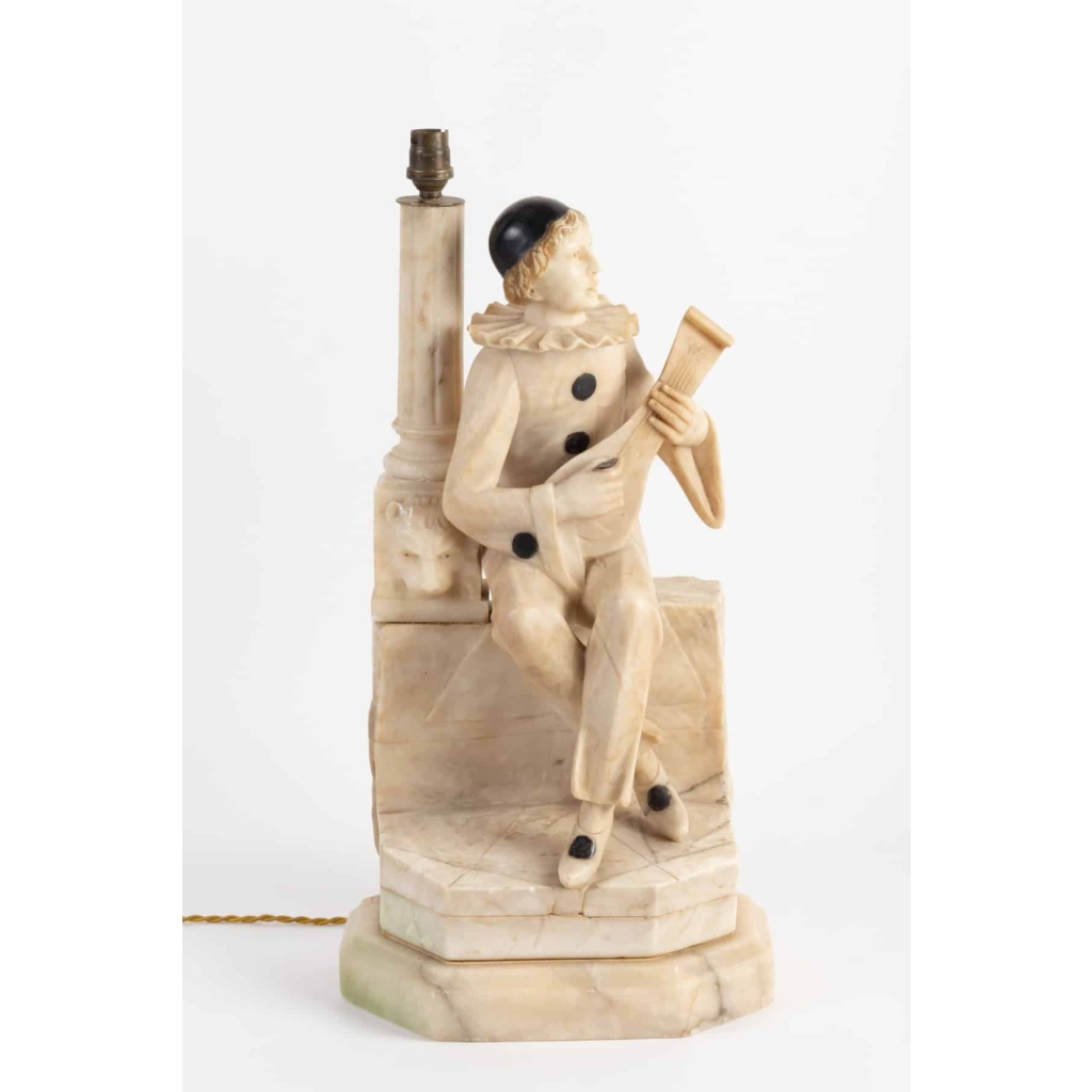 Lampe en albâtre Pierrot XXe siècle | Biron |||||||||||