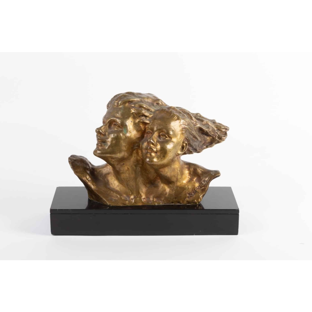 Bronze de R. Varnier socle en marbre début XXe siècle | Biron |||||||