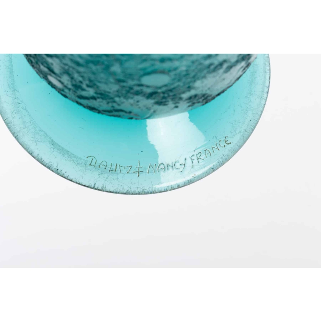 Vase Art-Déco verre turquoise dégagé à l’acide de DAUM | Biron Vase Art-Déco verre turquoise dégagé à l'acide de DAUM