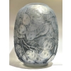 Vase « Monnaie du Pape » verre opalescent patiné bleu de René LALIQUE 10