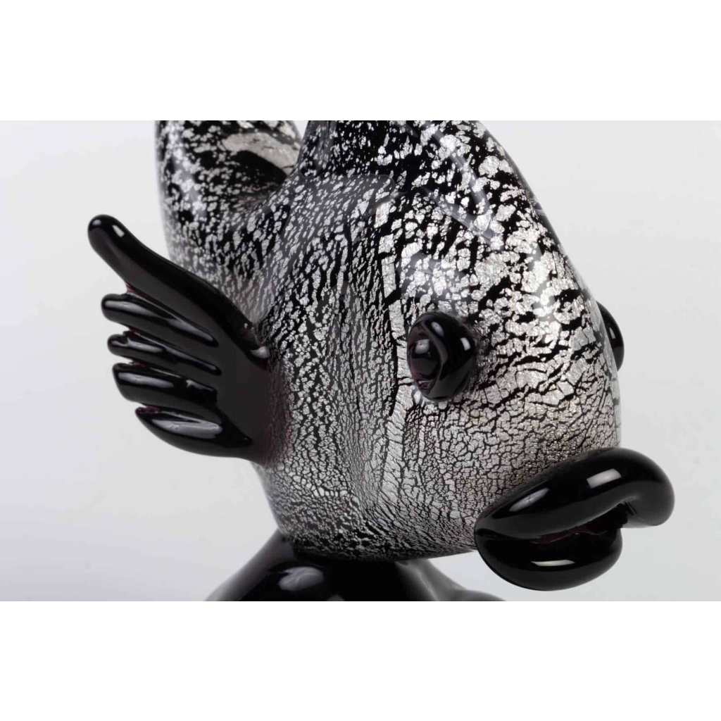 Un poisson noir et argent Venise 1960 signé Seguso (Murano)