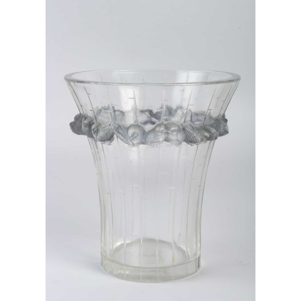 Vase « Boulouris » verre blanc patiné bleu de René LALIQUE | Biron |||||||||