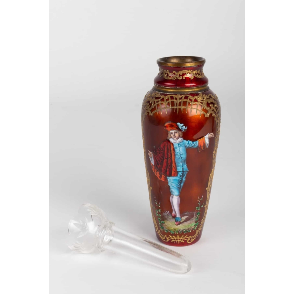 Paire de vases en émail élégants 19e siècle
