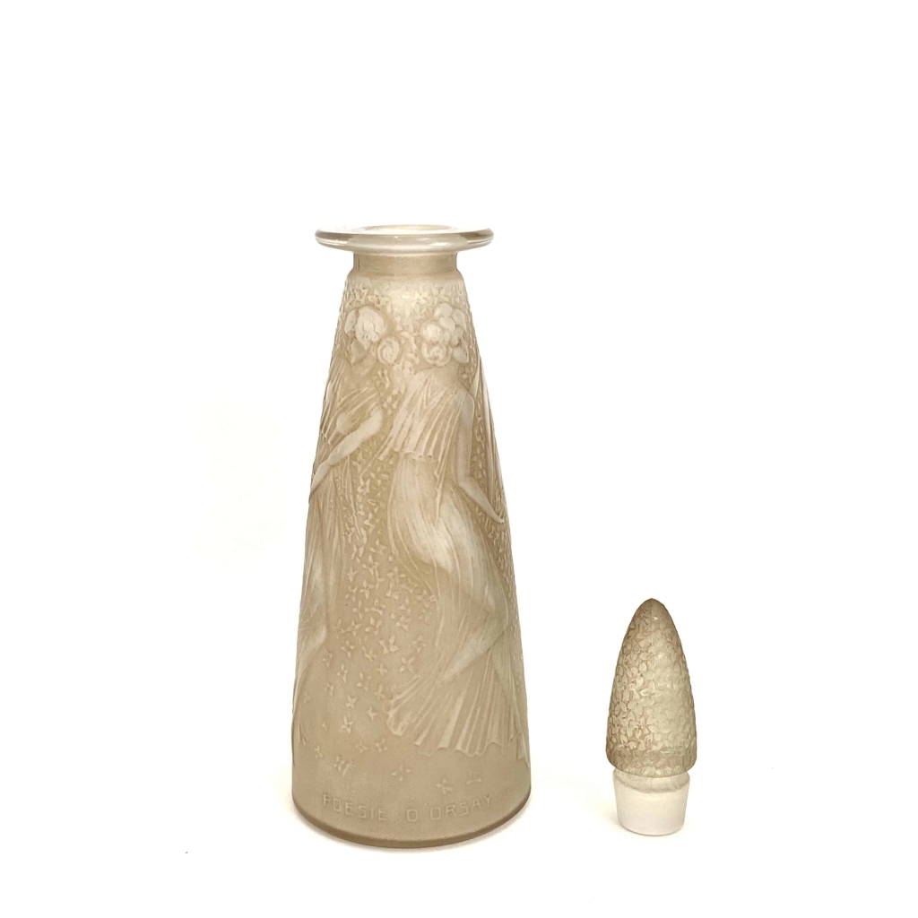 Flacon « Poésie » pour D’Orsay verre blanc patiné sépia de René LALIQUE 3