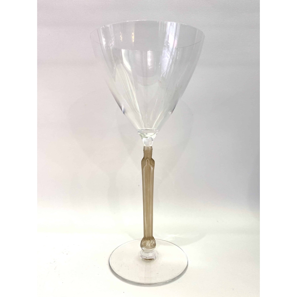 Suite de Six 6 Verres « Clos Sainte-Odile » cristal blanc patiné sépia de René LALIQUE | Biron Suite de Six 6 Verres "Clos Sainte-Odile" cristal blanc patiné sépia de René LALIQUE