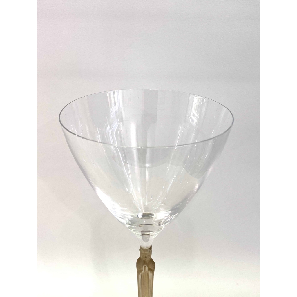 Suite de Six 6 Verres « Clos Sainte-Odile » cristal blanc patiné sépia de René LALIQUE | Biron Suite de Six 6 Verres "Clos Sainte-Odile" cristal blanc patiné sépia de René LALIQUE