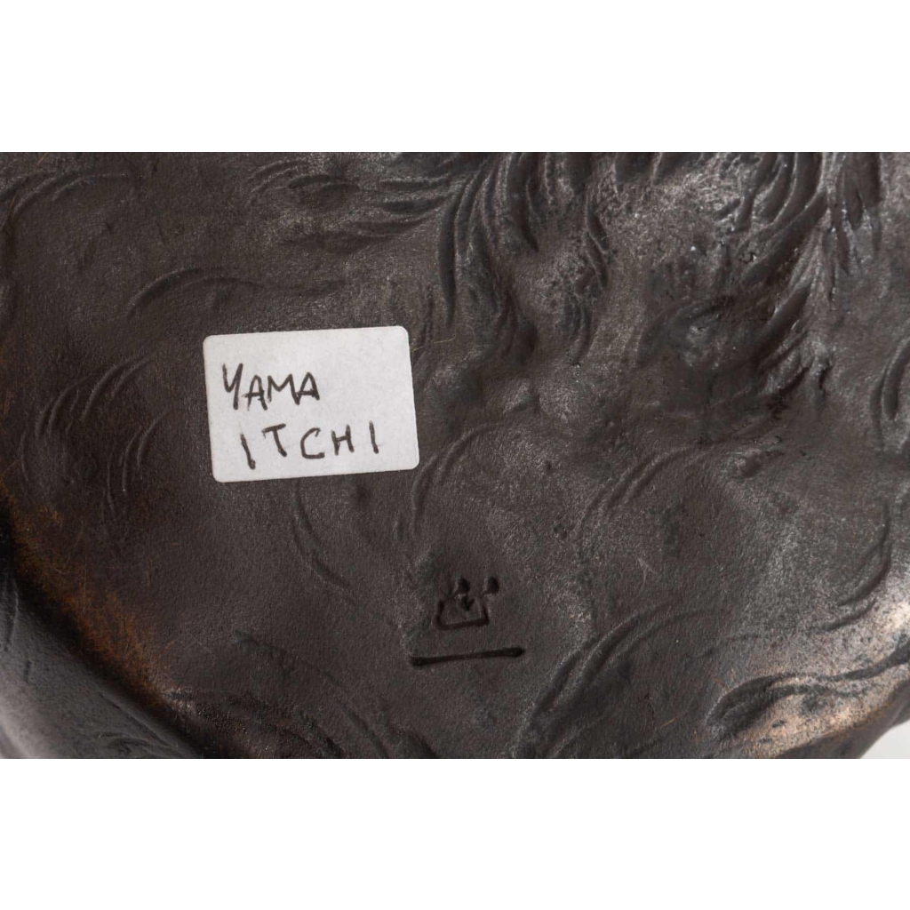 Sculpture en bronze chiot de Yama Itchi époque Meiji | Biron Sculpture en bronze chiot de Yama Itchi époque Meiji