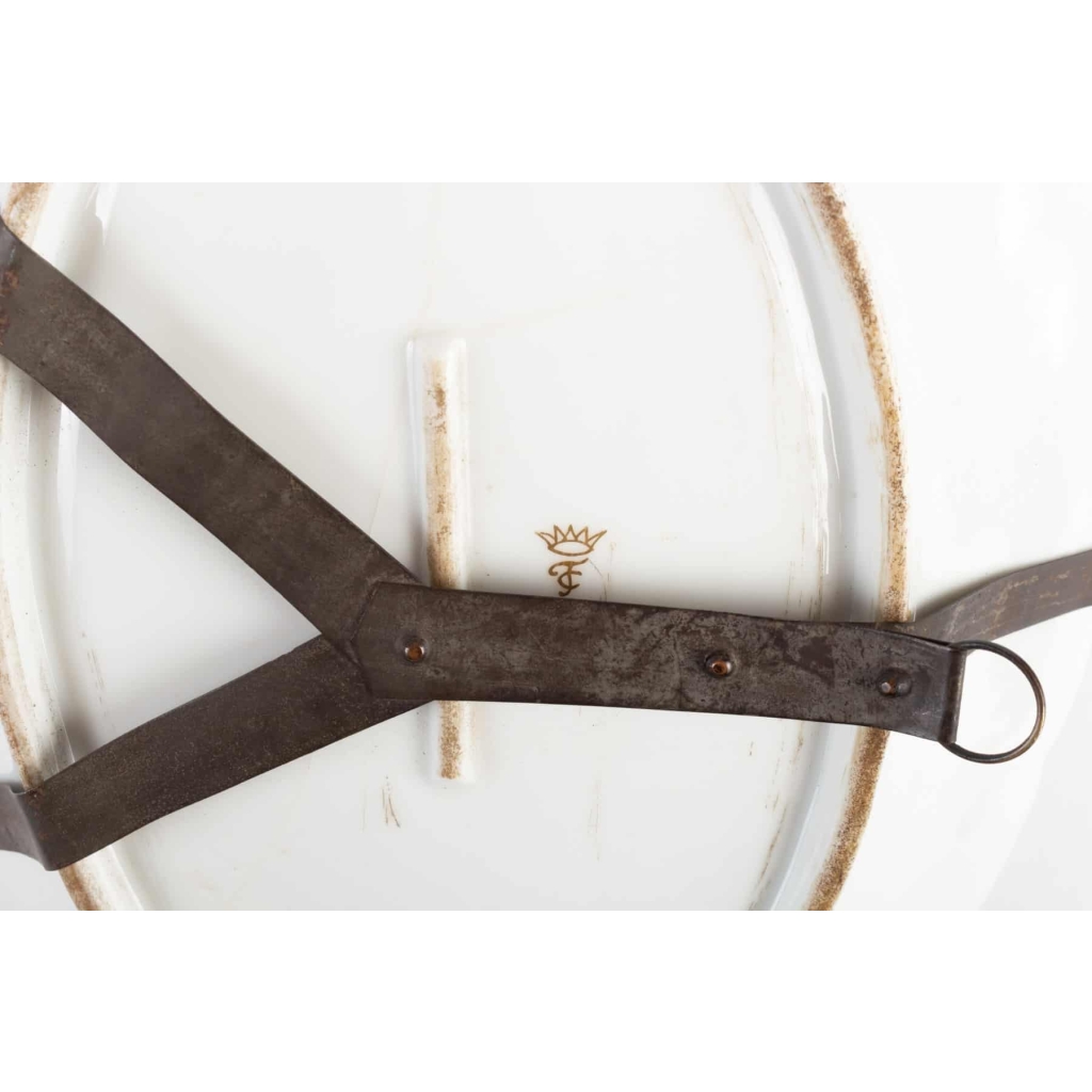 Ensemble de 4assiettes +1plat aux Amours Furstemberg finXVIIIeme | Biron Ensemble de 4assiettes +1plat aux Amours Furstemberg finXVIIIeme