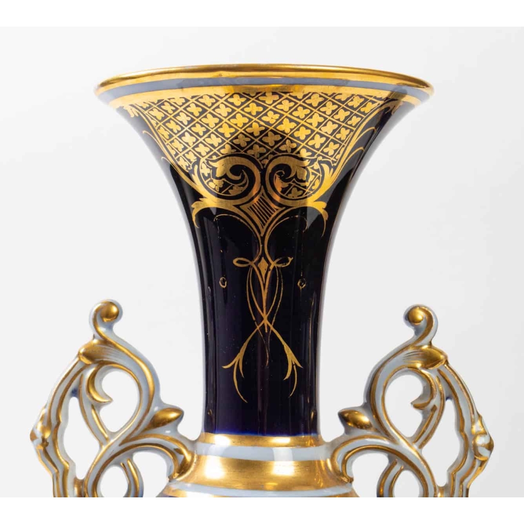 Une paire de vases de Bayeux, XIXème | Biron Une paire de vases de Bayeux, XIXème