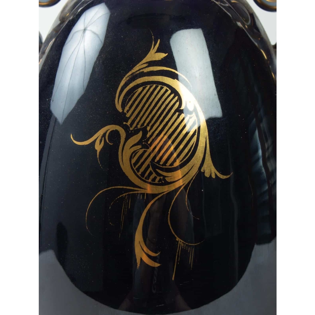 Une paire de vases de Bayeux, XIXème | Biron Une paire de vases de Bayeux, XIXème