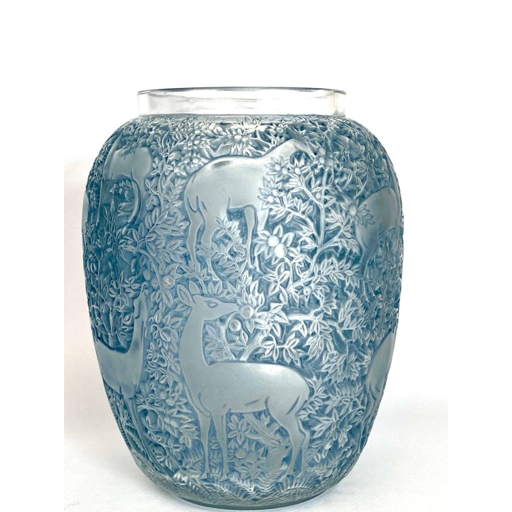 Vase « Biches » verre blanc patiné bleu de René LALIQUE 3