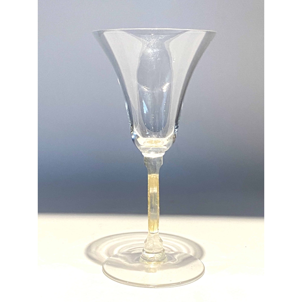 Suite de Six 6 Verres « Savergne » verre blanc patiné sépia de René LALIQUE | Biron Suite de Six 6 Verres "Savergne" verre blanc patiné sépia de René LALIQUE