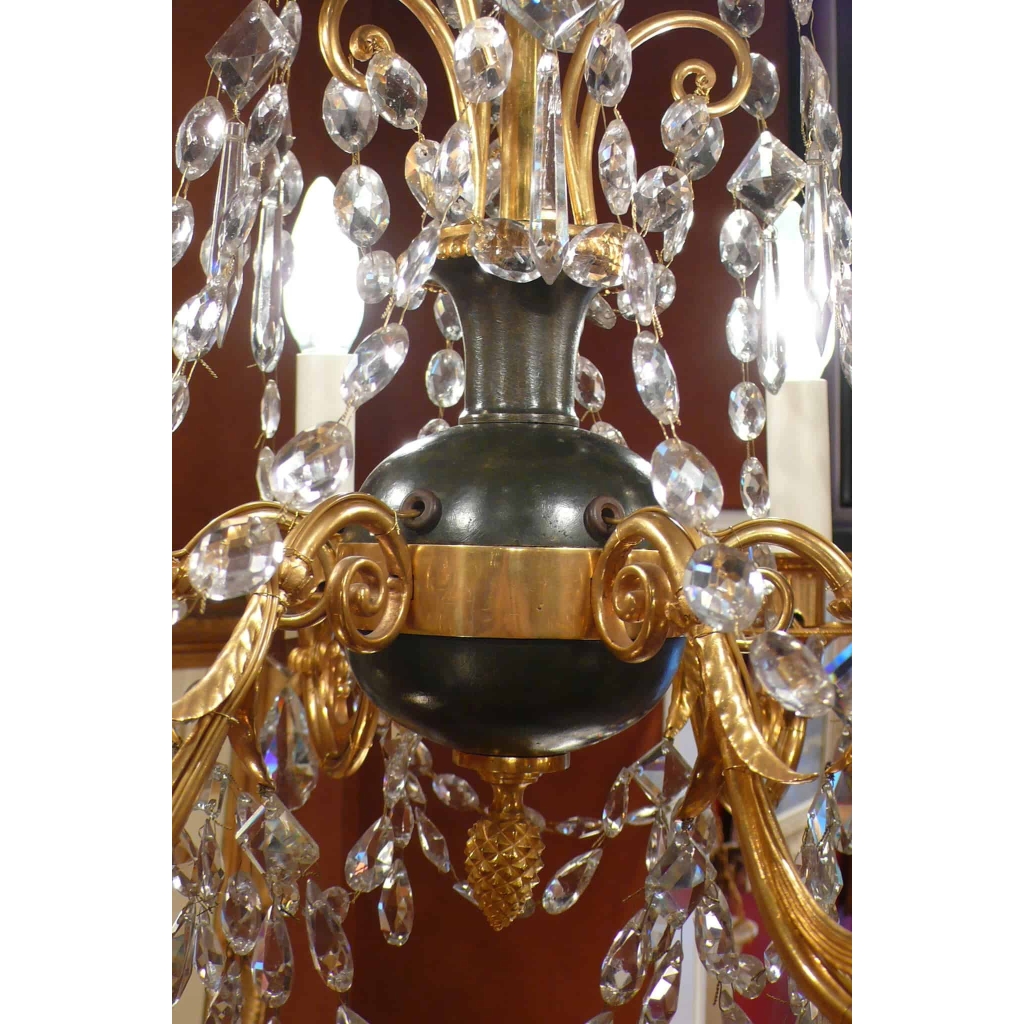 Lustre En Bronze Doré Et Bronze Patiné à Six Bras De Lumière | Biron Lustre En Bronze Doré Et Bronze Patiné à Six Bras De Lumière