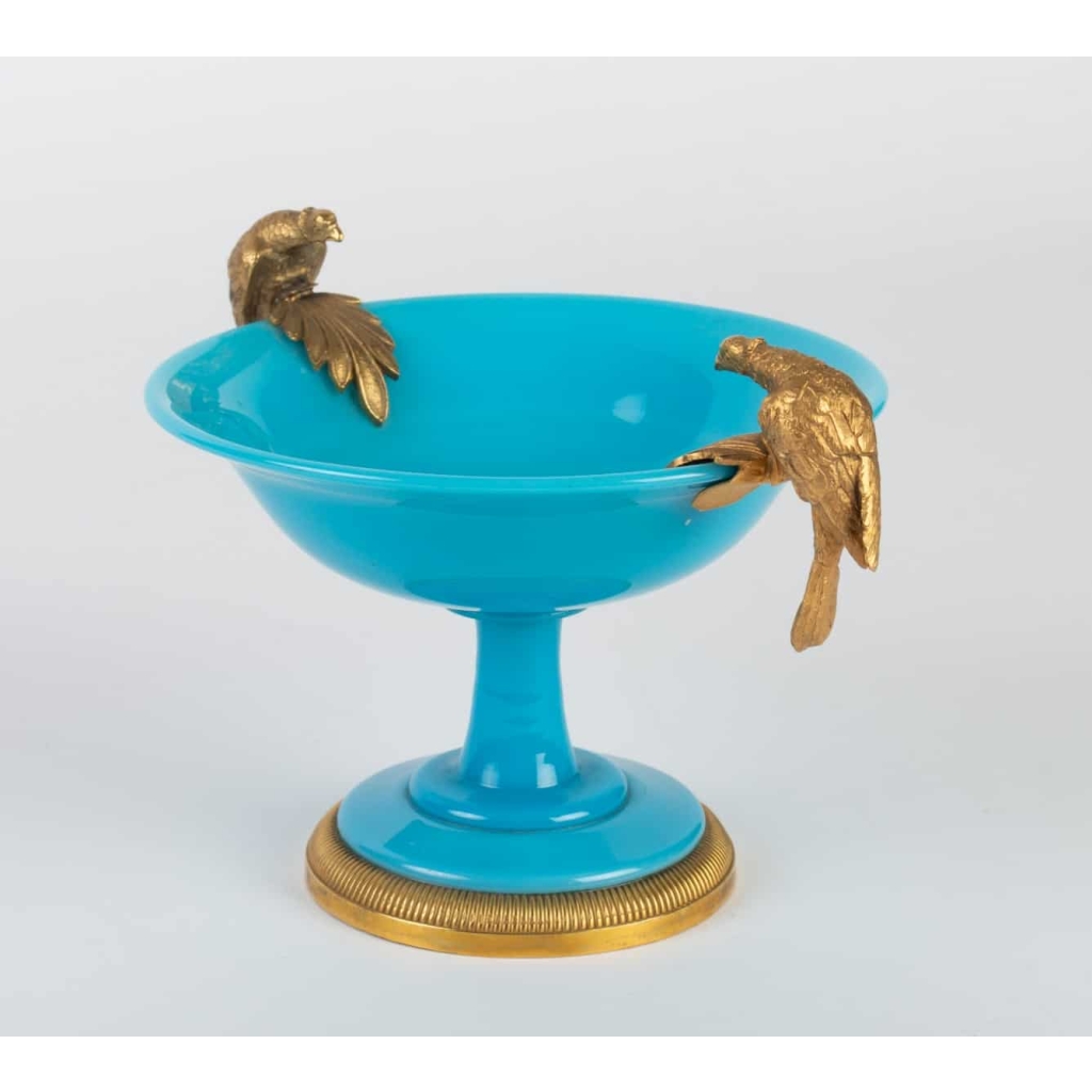 Coupe en opaline bleu turquoise 19e siècle | Biron Coupe en opaline bleu turquoise 19e siècle