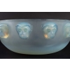 Coupe « Madagascar » verre opalescent patiné bleu de René LALIQUE