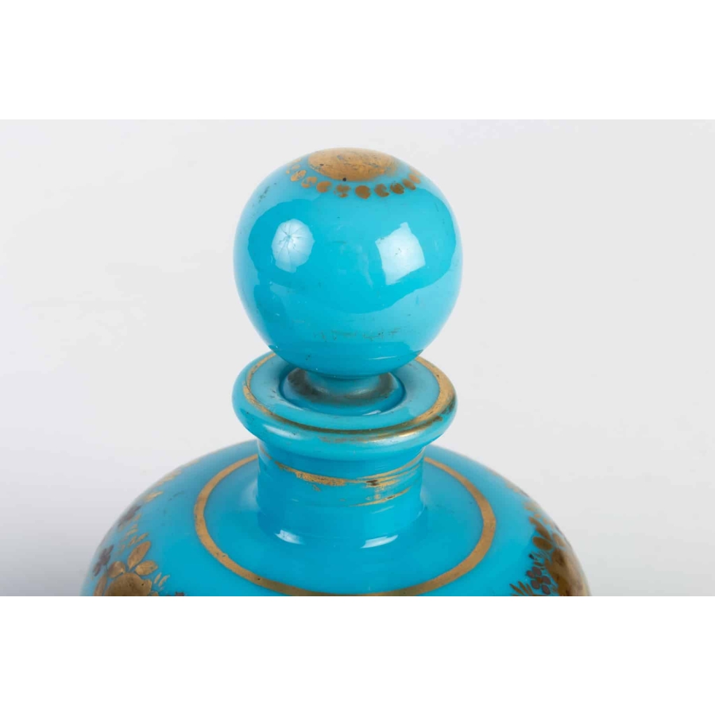 Paire de flacons en opaline 19e siècle Napoléon III