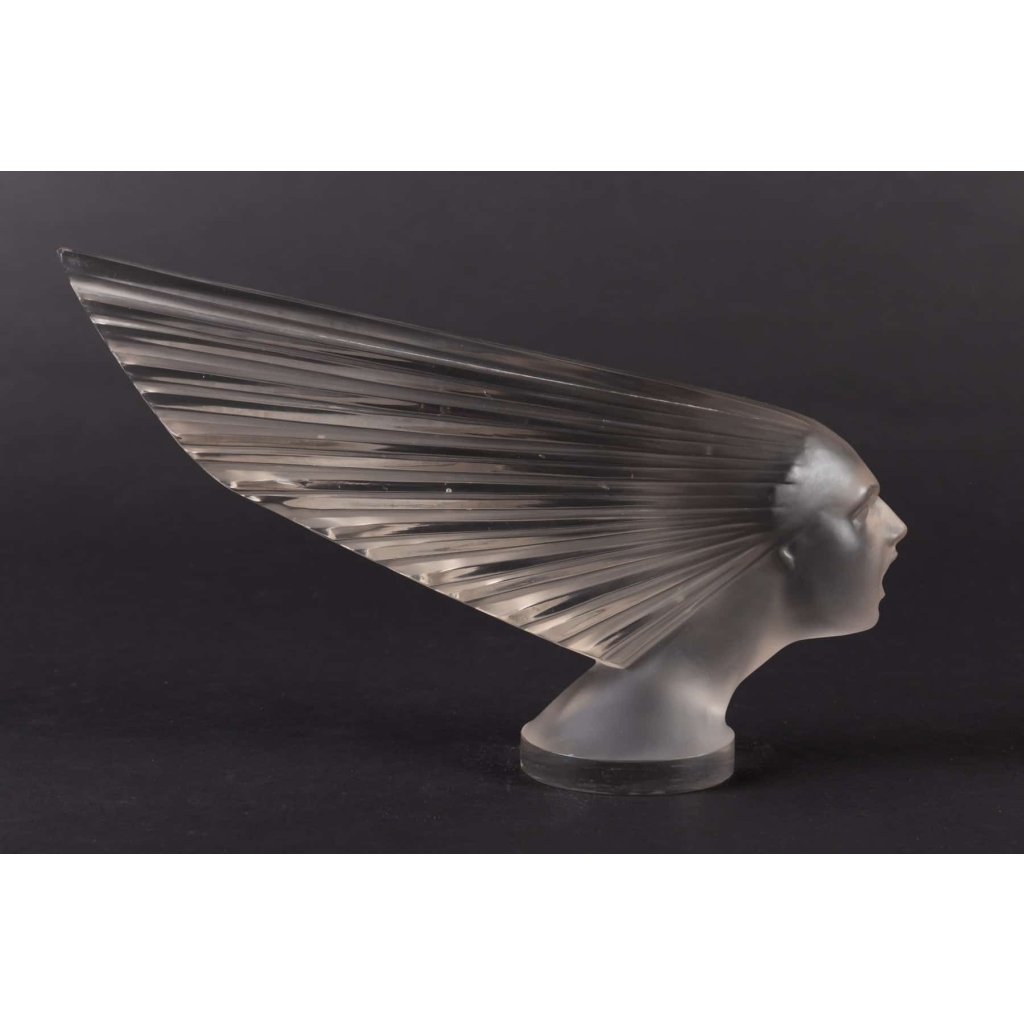 Mascotte – Bouchon de Radiateur « Victoire » verre blanc de René LALIQUE 7