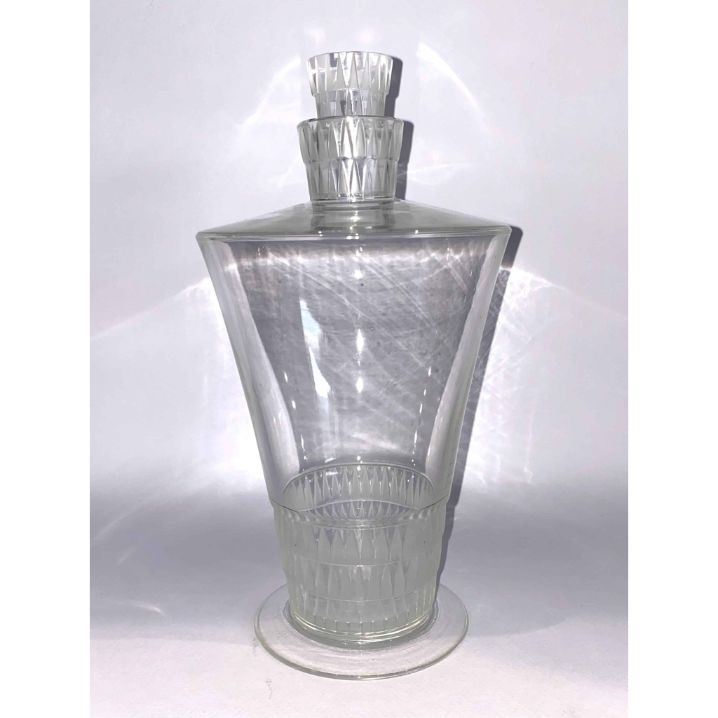 Service à Liqueur « Bourgueil » verre blanc de René Lalique – 6 verre, 1 carafe | Biron Service à Liqueur "Bourgueil" verre blanc de René Lalique - 6 verre, 1 carafe